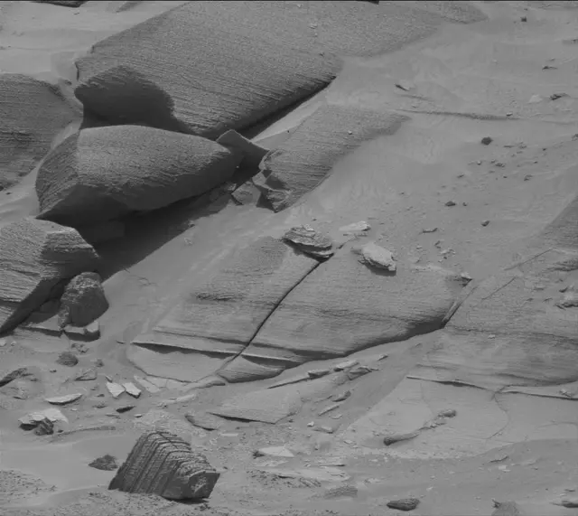 Sol 3755: Mast Camera (Mastcam)