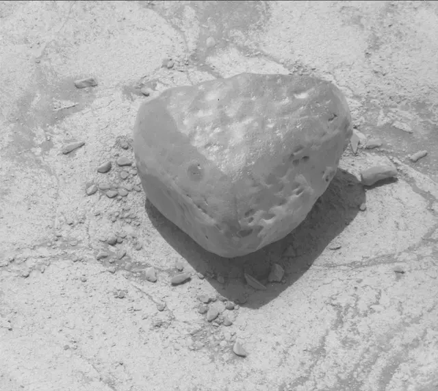 Sol 3755: Mast Camera (Mastcam)