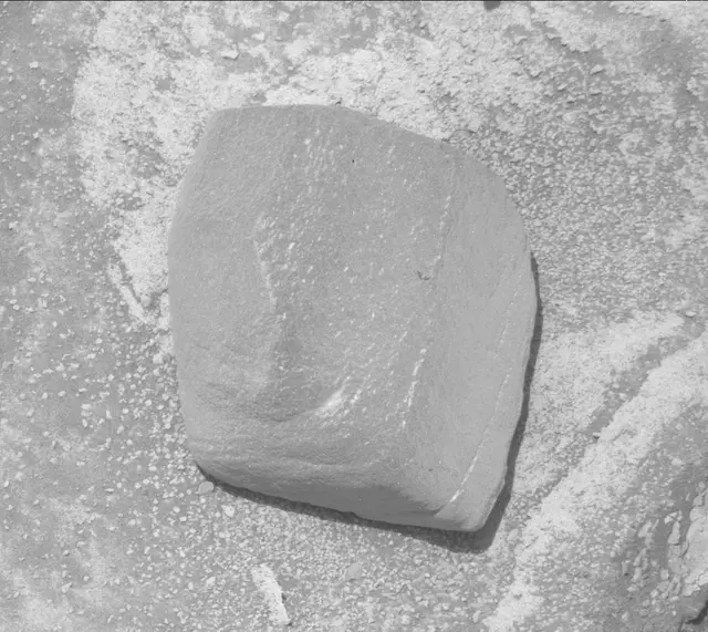 Sol 3755: Mast Camera (Mastcam)