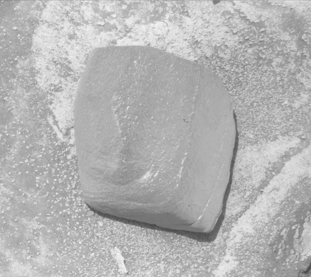 Sol 3755: Mast Camera (Mastcam)