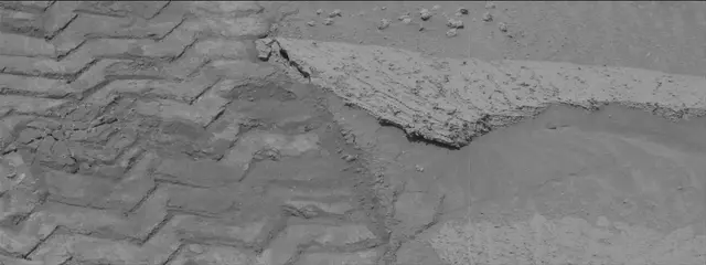 Sol 3758: Mast Camera (Mastcam)