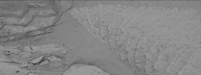 Sol 3758: Mast Camera (Mastcam)