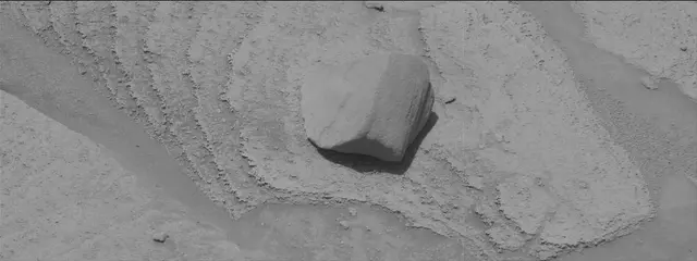 Sol 3758: Mast Camera (Mastcam)