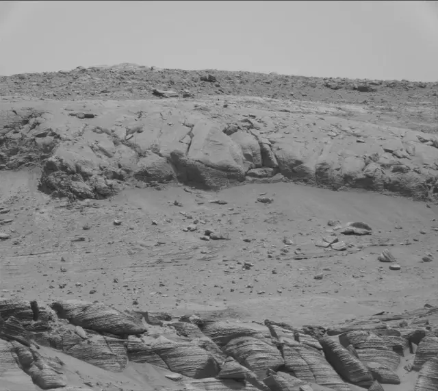 Sol 3758: Mast Camera (Mastcam)