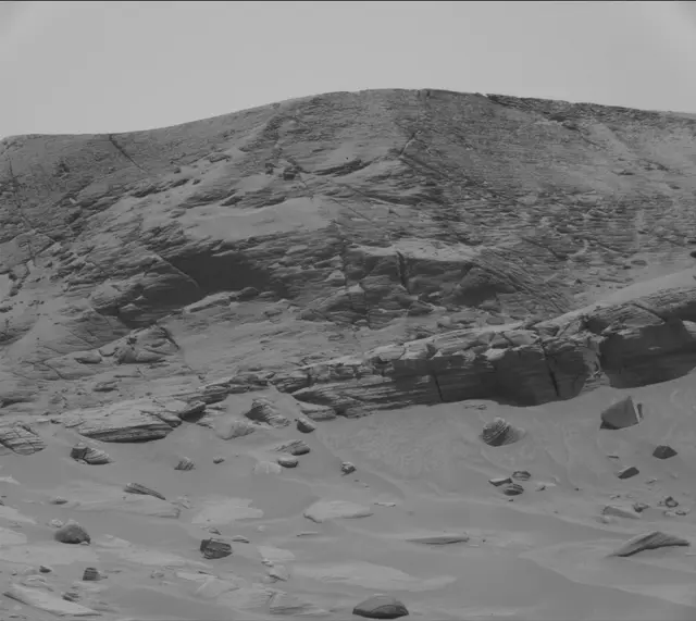 Sol 3758: Mast Camera (Mastcam)