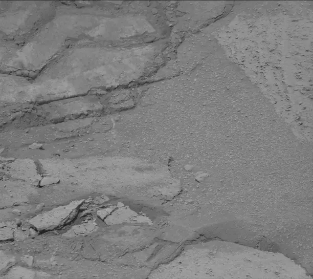 Sol 3758: Mast Camera (Mastcam)