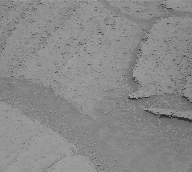 Sol 3758: Mast Camera (Mastcam)