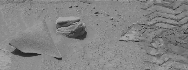Sol 3759: Mast Camera (Mastcam)