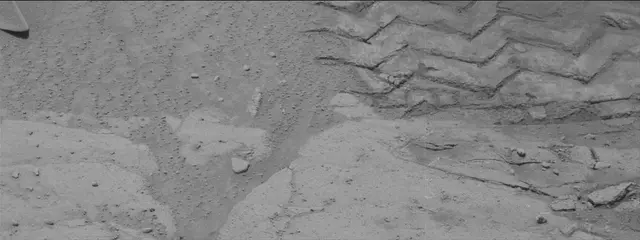 Sol 3759: Mast Camera (Mastcam)