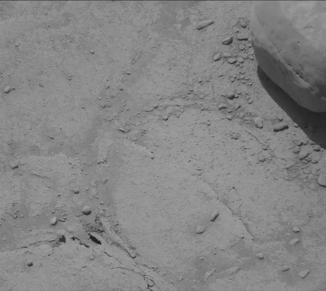 Sol 3759: Mast Camera (Mastcam)