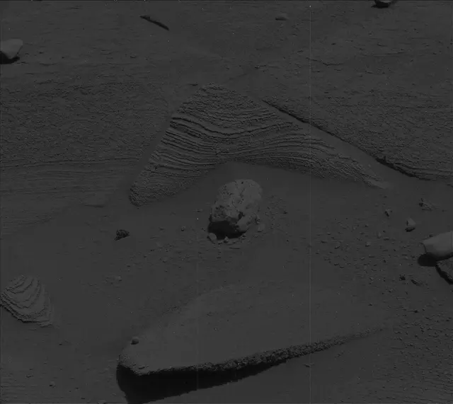 Sol 3762: Mast Camera (Mastcam)