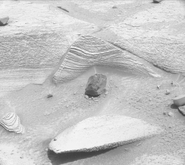 Sol 3762: Mast Camera (Mastcam)