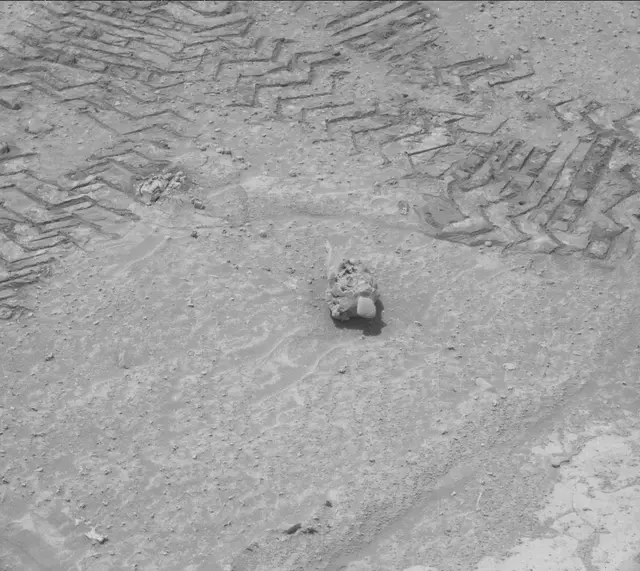 Sol 3762: Mast Camera (Mastcam)