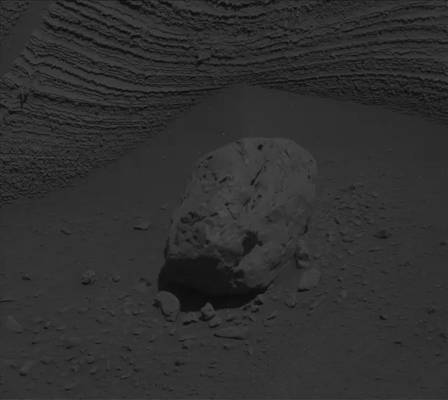 Sol 3762: Mast Camera (Mastcam)