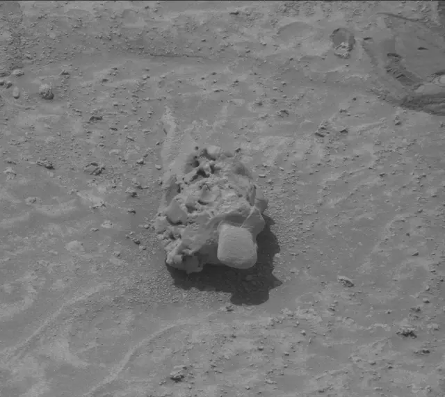 Sol 3762: Mast Camera (Mastcam)