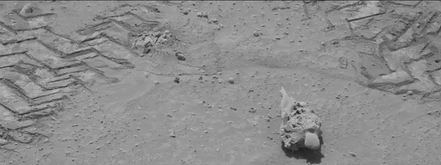 Sol 3763: Mast Camera (Mastcam)