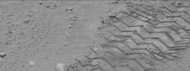 Sol 3763: Mast Camera (Mastcam)