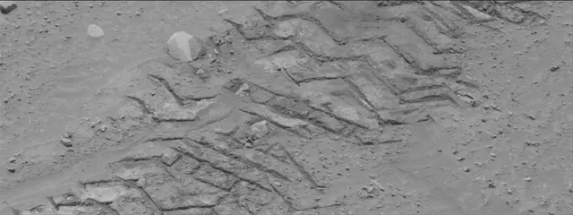 Sol 3763: Mast Camera (Mastcam)