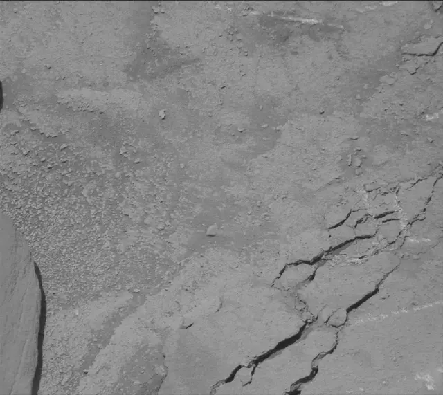Sol 3763: Mast Camera (Mastcam)
