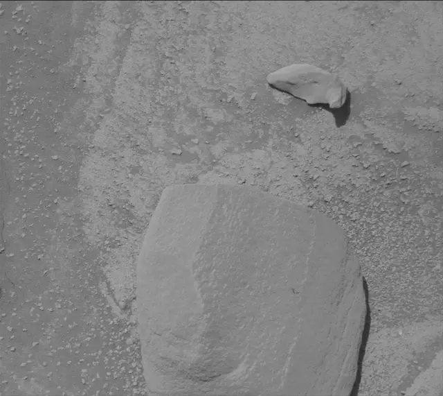Sol 3763: Mast Camera (Mastcam)