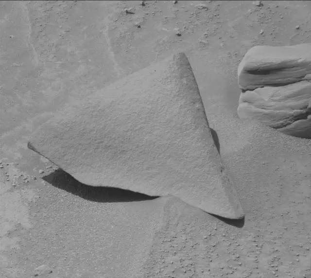 Sol 3763: Mast Camera (Mastcam)