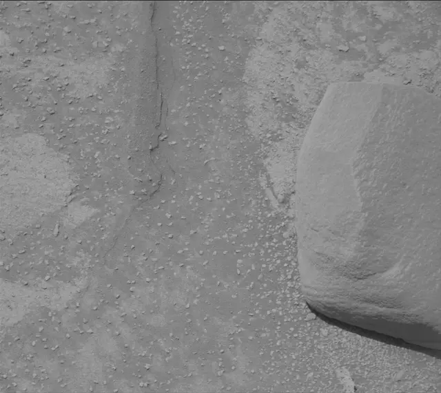 Sol 3766: Mast Camera (Mastcam)