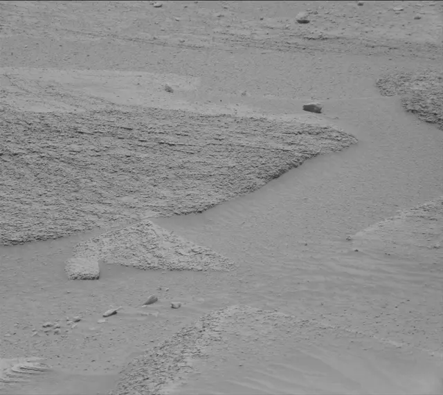 Sol 3766: Mast Camera (Mastcam)