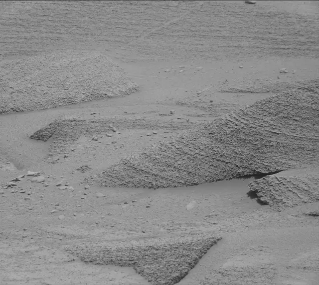 Sol 3766: Mast Camera (Mastcam)