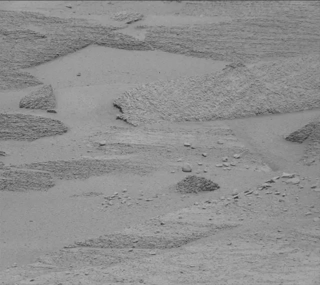 Sol 3766: Mast Camera (Mastcam)