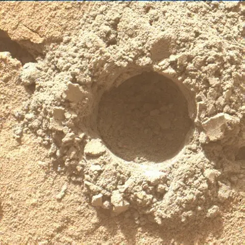 Sol 3767: Mars Hand Lens Imager (MAHLI)
