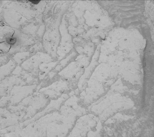 Sol 3768: Mast Camera (Mastcam)