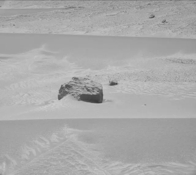Sol 3769: Mast Camera (Mastcam)