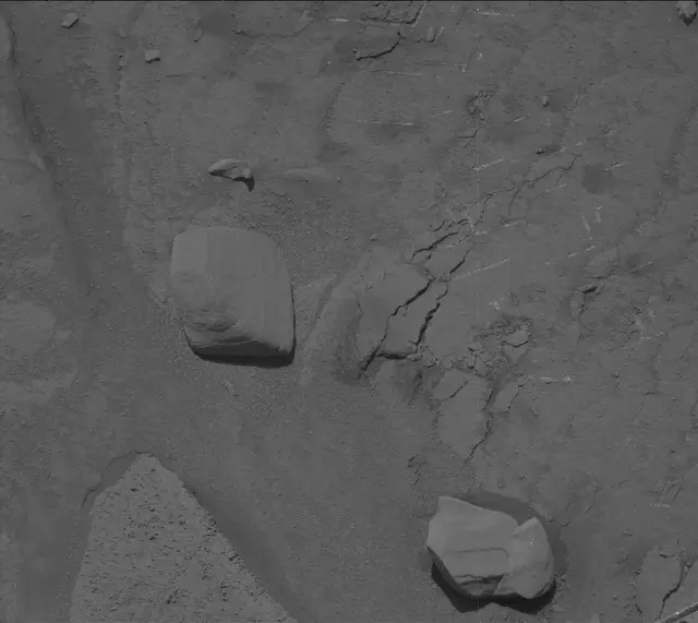 Sol 3769: Mast Camera (Mastcam)