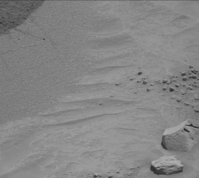 Sol 3769: Mast Camera (Mastcam)