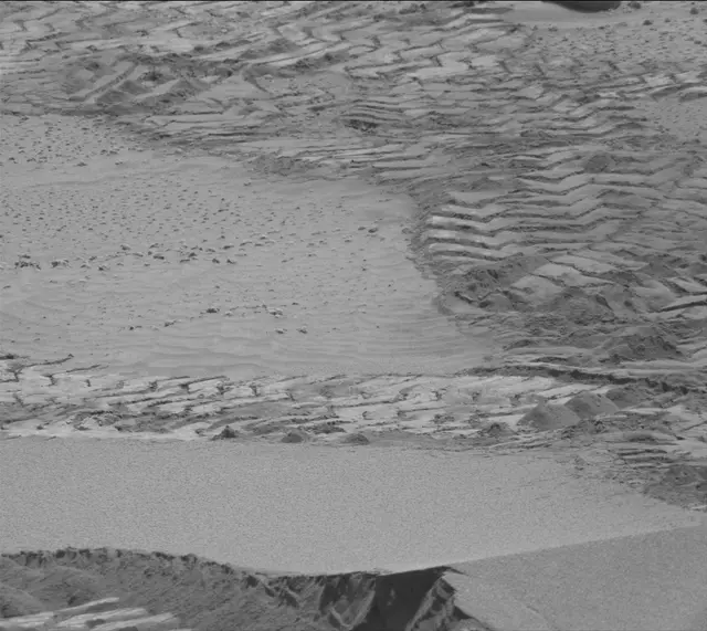 Sol 3769: Mast Camera (Mastcam)