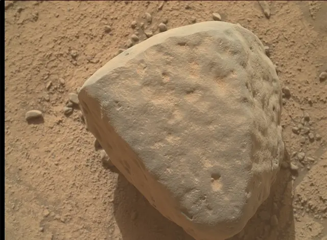Sol 3769: Mars Hand Lens Imager (MAHLI)