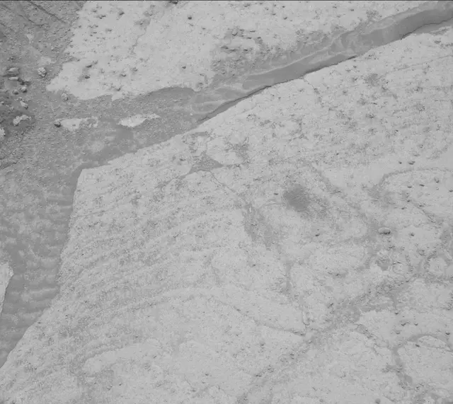 Sol 3770: Mast Camera (Mastcam)