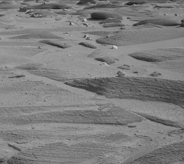 Sol 3771: Mast Camera (Mastcam)