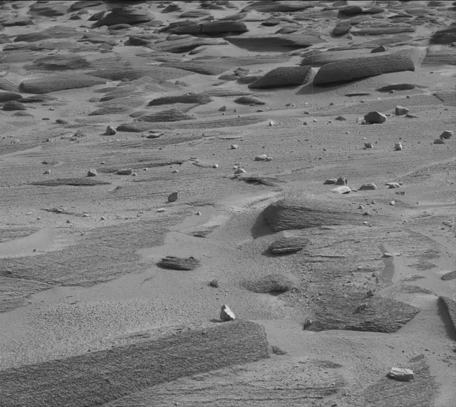 Sol 3771: Mast Camera (Mastcam)