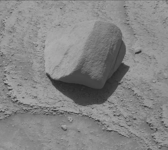 Sol 3771: Mast Camera (Mastcam)