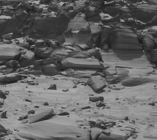 Sol 3771: Mast Camera (Mastcam)