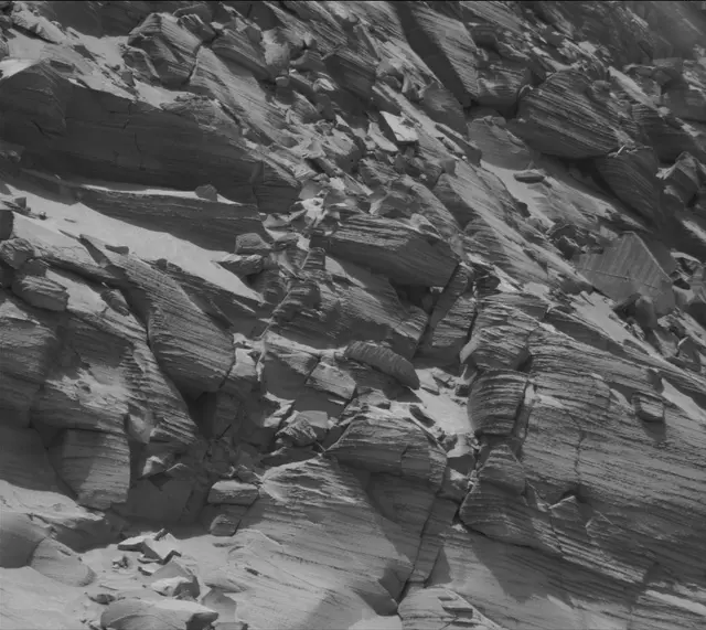 Sol 3771: Mast Camera (Mastcam)