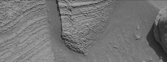 Sol 3773: Mast Camera (Mastcam)