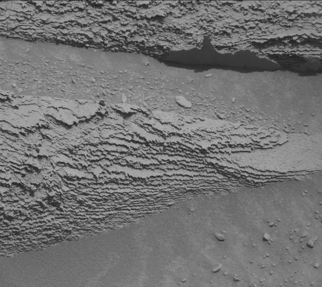 Sol 3773: Mast Camera (Mastcam)