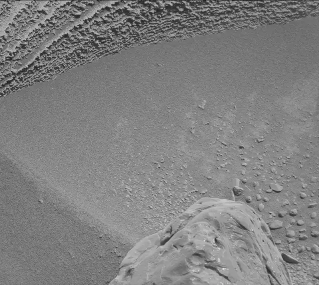 Sol 3773: Mast Camera (Mastcam)