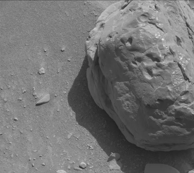 Sol 3773: Mast Camera (Mastcam)