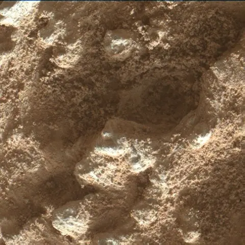 Sol 3773: Mars Hand Lens Imager (MAHLI)