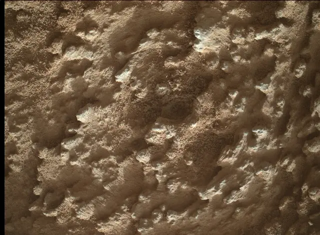 Sol 3773: Mars Hand Lens Imager (MAHLI)