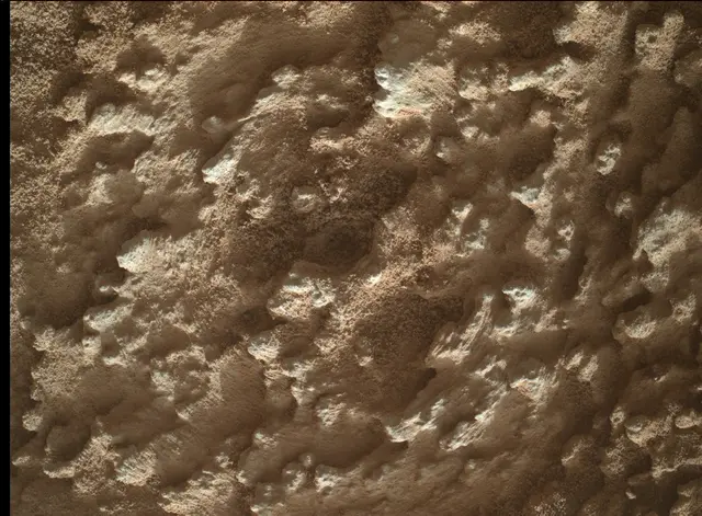 Sol 3773: Mars Hand Lens Imager (MAHLI)