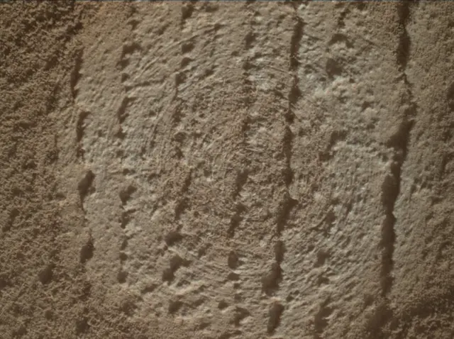Sol 3773: Mars Hand Lens Imager (MAHLI)